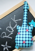 Baby Rassel Gitarre